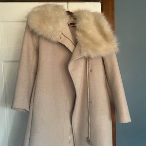 Club Monaco Jacket with faux fur and zipper